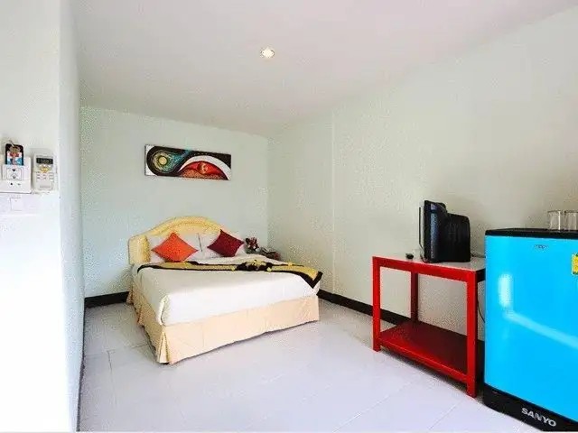 PATONG BAY INN
