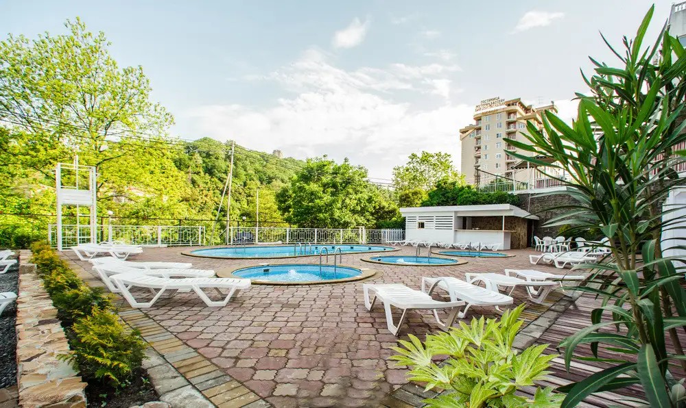 GARDEN HILLS