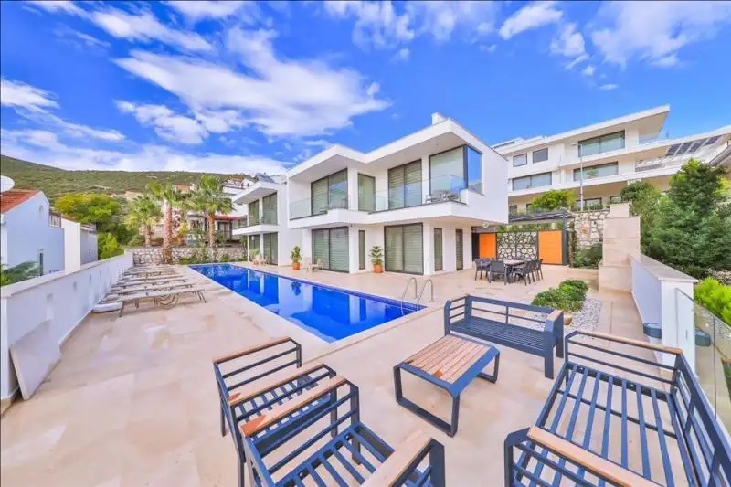 PRIVATE VILLA MARNI