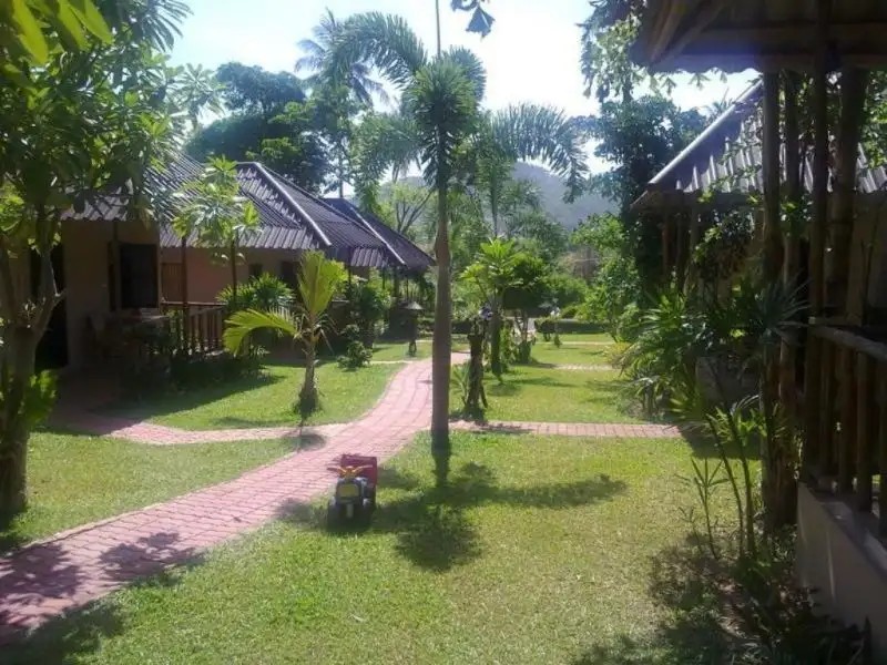 BEE NAT GARDEN RESORT