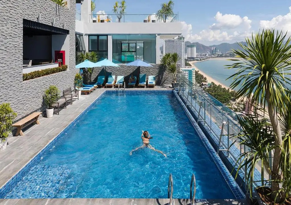 MAPLE HOTEL & APARTMENT NHA TRANG