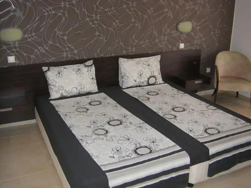 EMA HOTEL (EX. KAMEYA)