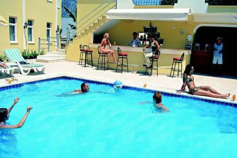 YELLOW STARS HOTEL