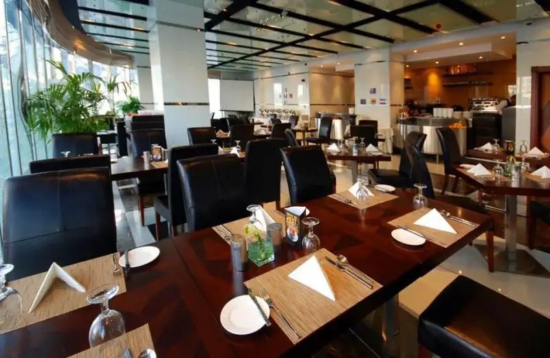 XCLUSIVE CLOVER HOTEL APT
