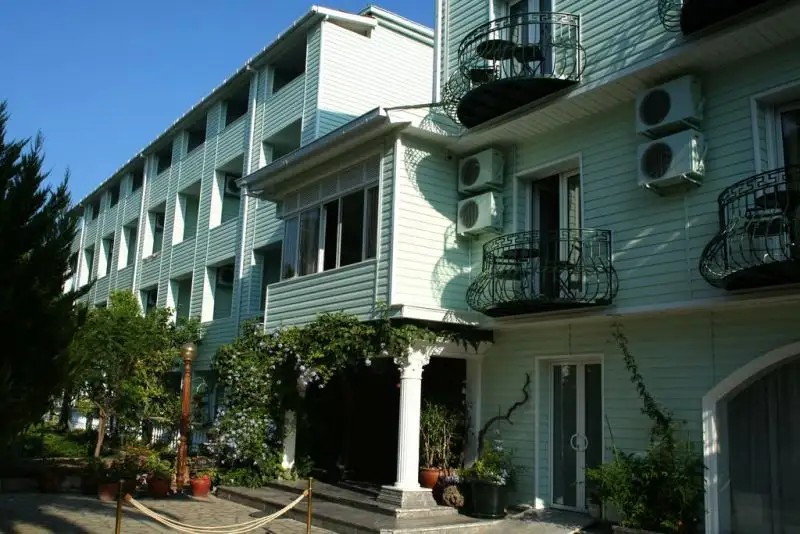 KISMET HOTEL