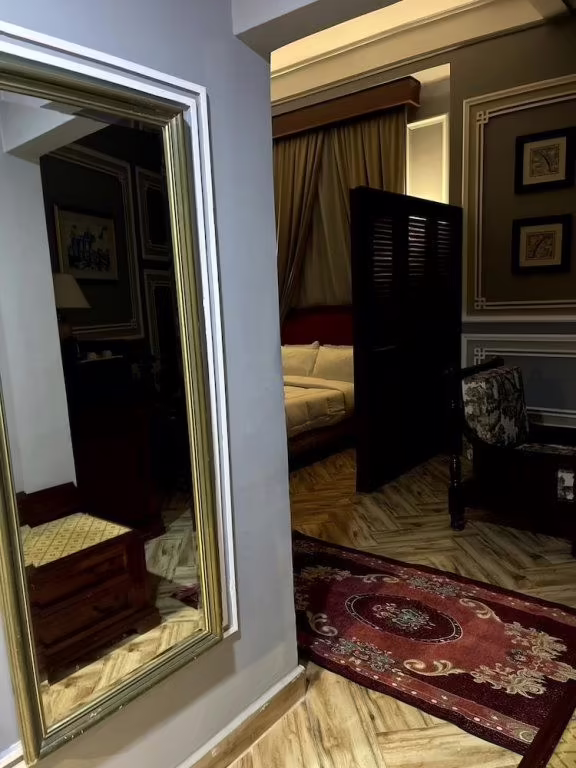 COSMOPOLITAN PLAZA INN (COSMOPOLITAN)