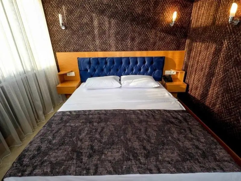 GRAND ELMIRA SUITES