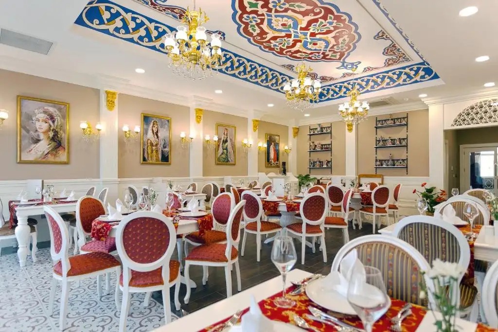 SIDE ROYAL PALACE HOTEL & SPA