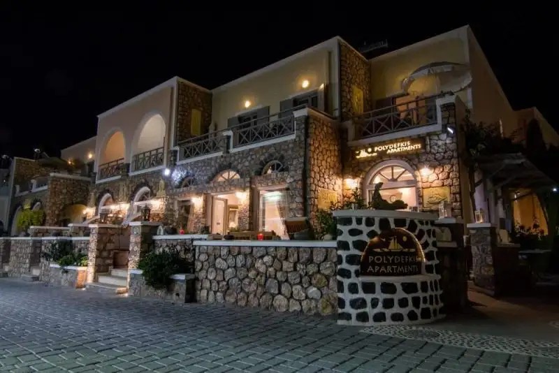 POLYDEFKIS APARTMENTS