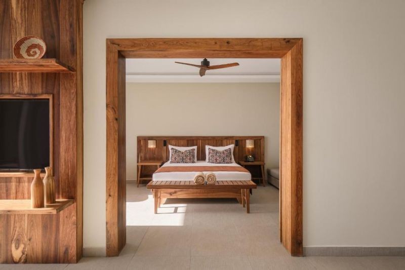 executive suite ocean front