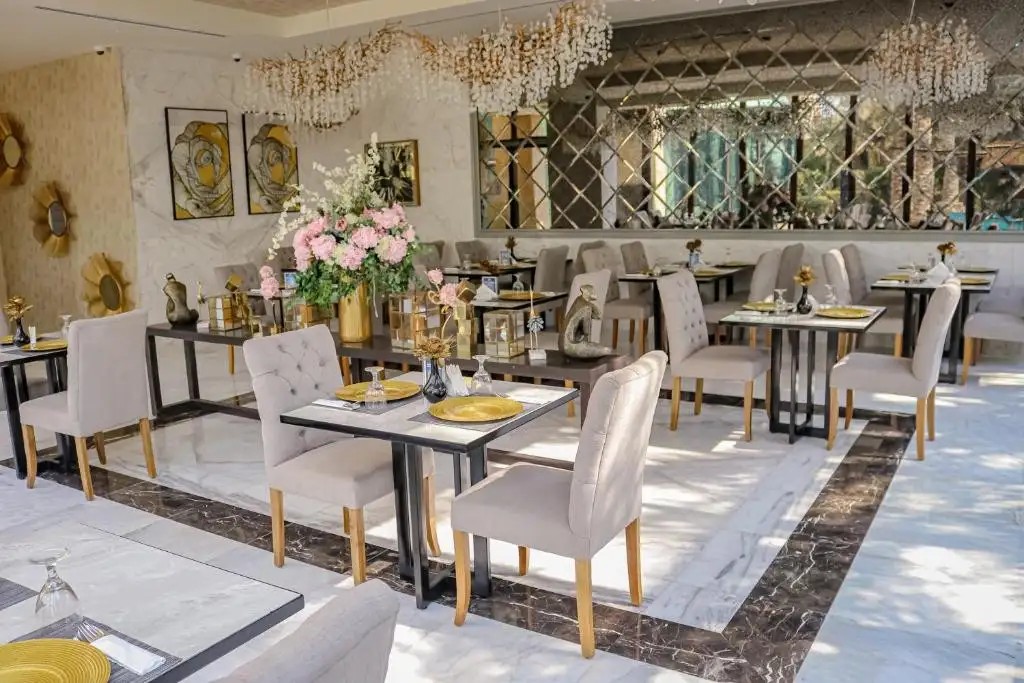 LAGOONA BEACH LUXURY RESORT