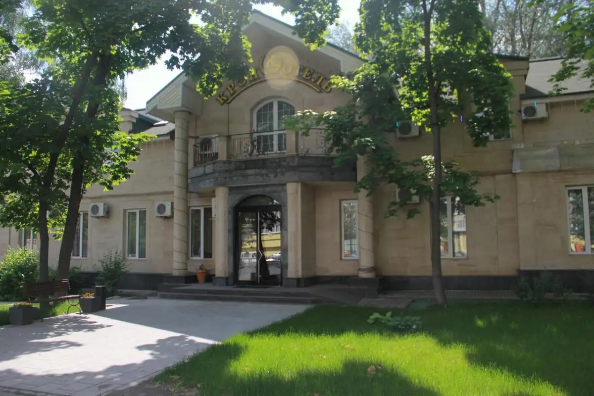 КРОН ОТЕЛЬ
