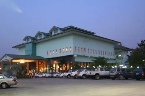13 COINS AIRPORT GRAND RESORT