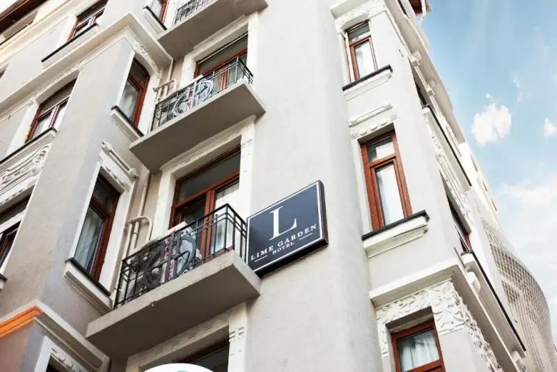 LIME GARDEN HOTEL
