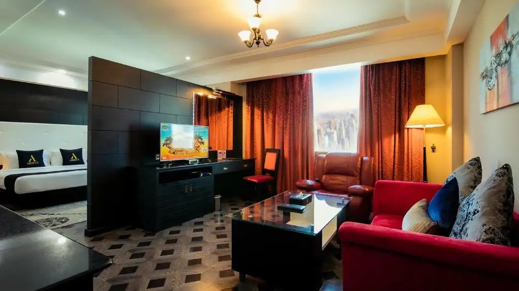 ARMAN HOTEL