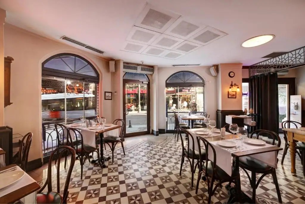 FAROS HOTEL OLD CITY