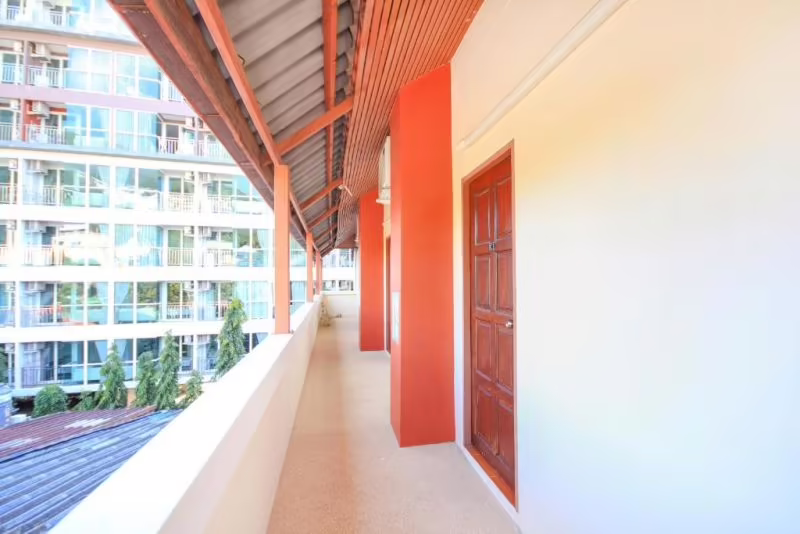 OYO 75344 BAN ELEPHANT BLANC APARTMENT