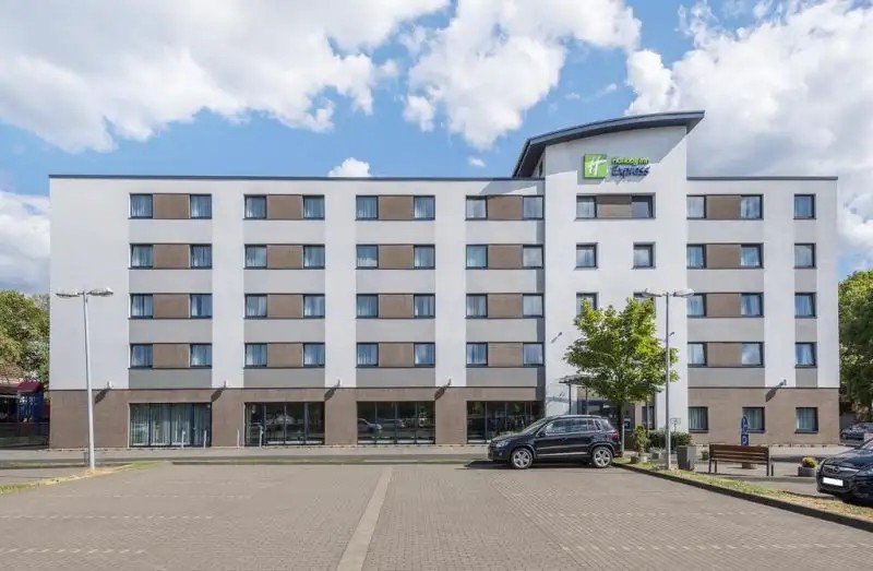 HOLIDAY INN EXPRESS COLOGNE MUELHEIM