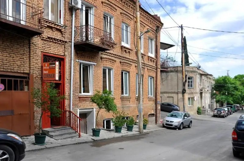 CORNER