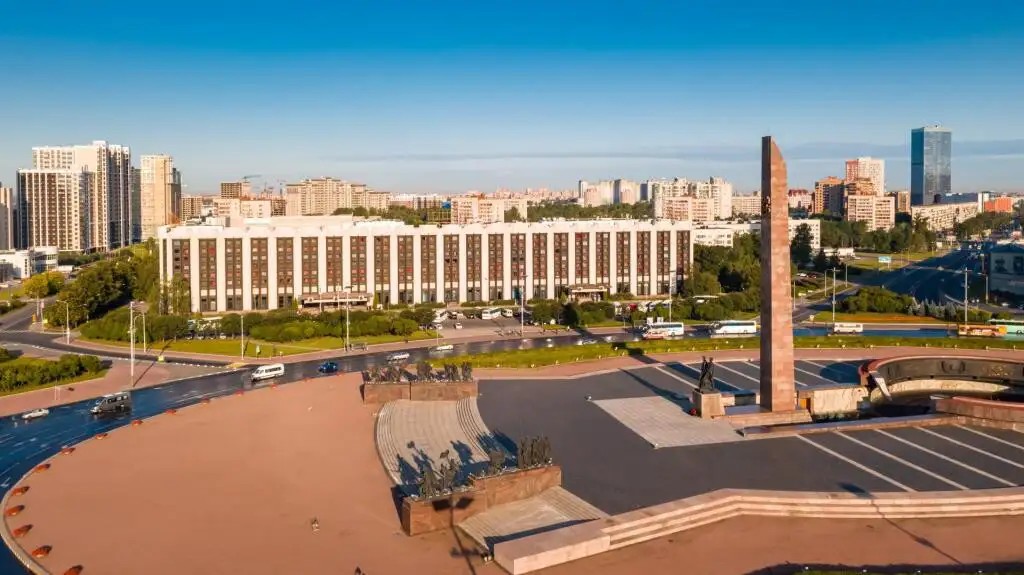 COSMOS SAINT-PETERSBURG PULKOVSKAYA HOTEL (КОСМОС ПУЛКОВСКАЯ)