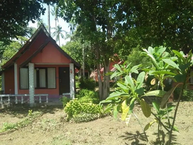 OYO 75333 LANTA BEACH LODGE