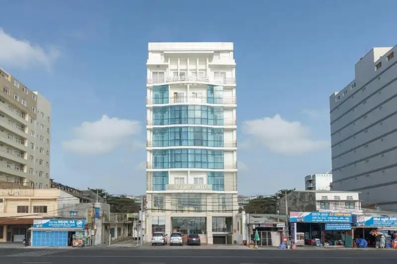 ROMELIESS HOTEL