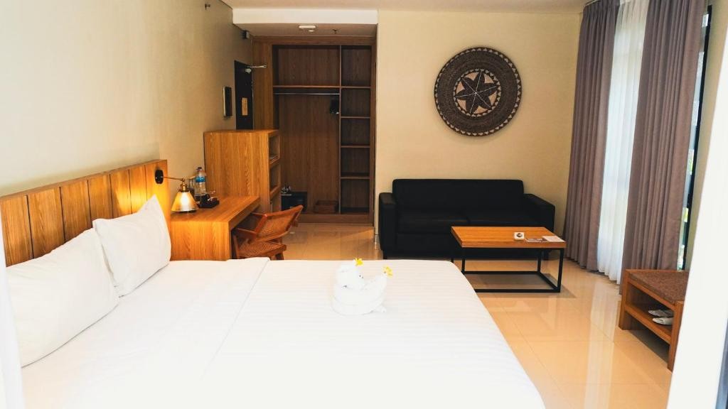 GRAND KUTA HOTEL & RESIDENCE