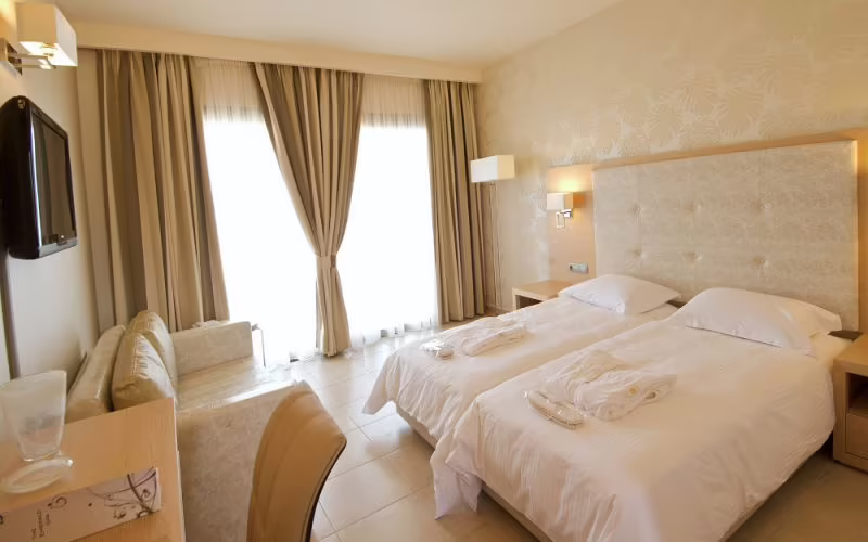 IONIAN EMERALD RESORT