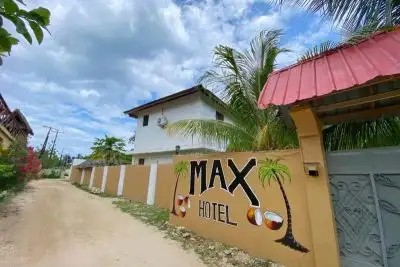 MAX HOTEL NUNGWI