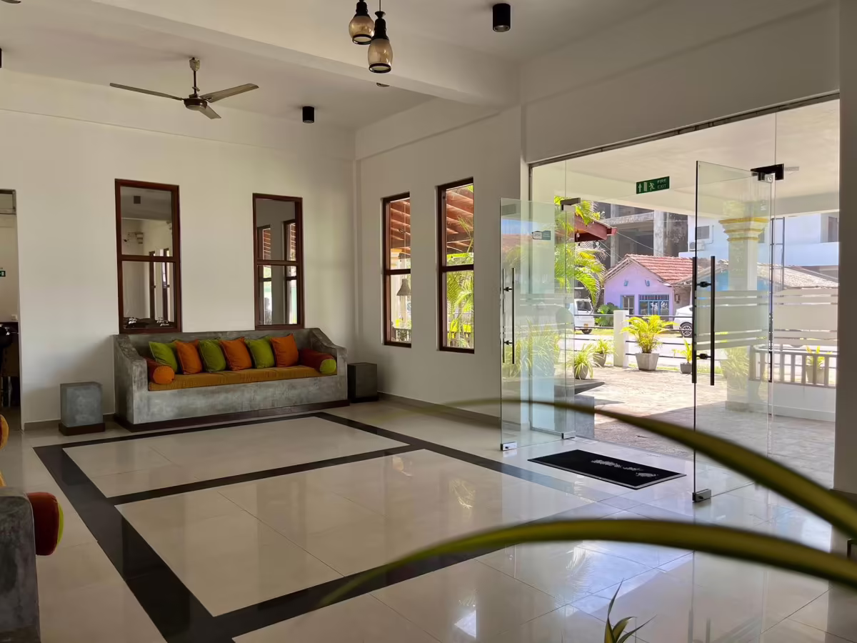 SUNDOWNERS GUEST HOUSE (EX. DRIFTERS GUEST HOUSE)