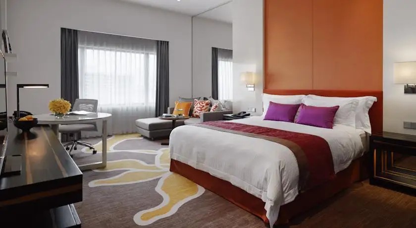 CROWNE PLAZA BANGKOK LUMPINI PARK