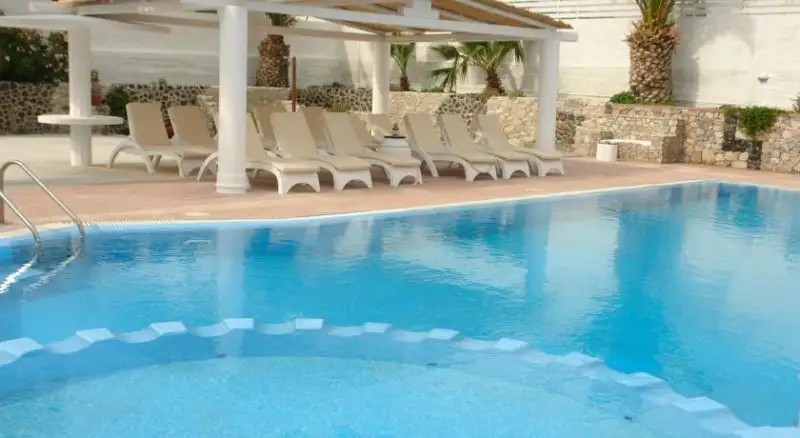 KALIPSO VILLAS