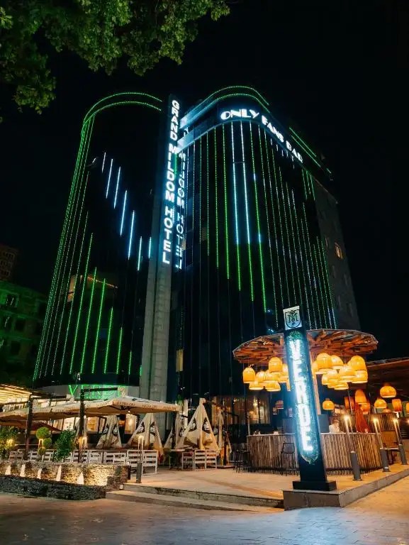 GRAND MILDOM HOTEL