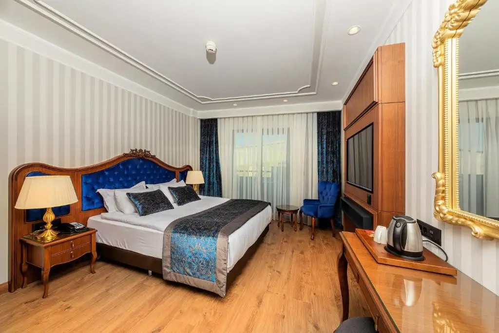 MUKARNAS PERA HOTEL