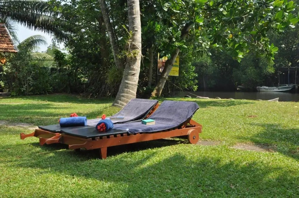 AHYORA RIVER RESORT (EX. MUTHUMUNI AYURVEDA RIVER RESORT)