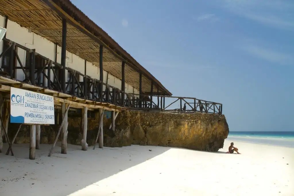 AMAAN NUNGWI BEACH RESORT (AMAAN BUNGALOWS)