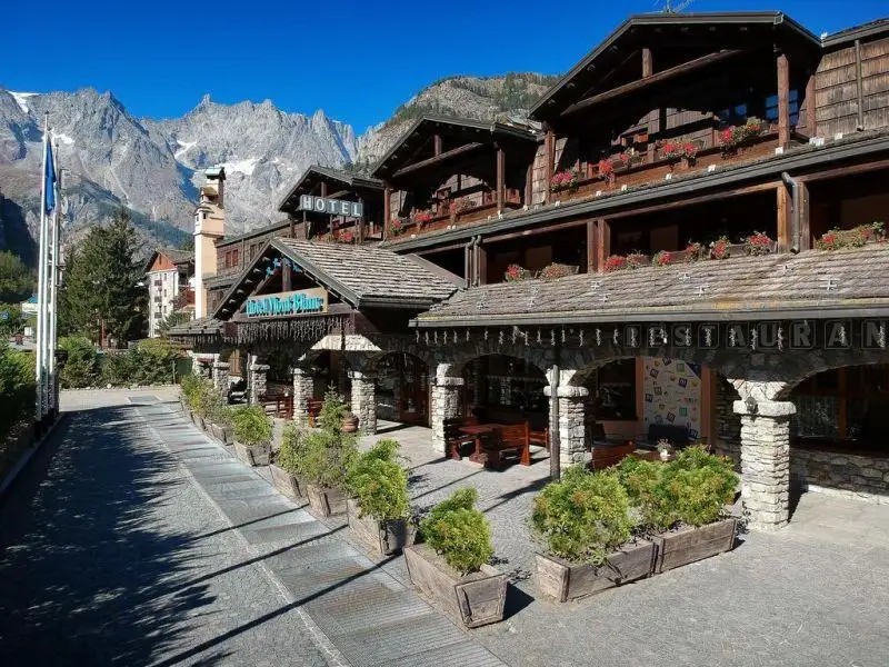 IH HOTELS MONT BLANC COURMAYEUR (EX. CLUB MONT BLANC COURMAYEUR)