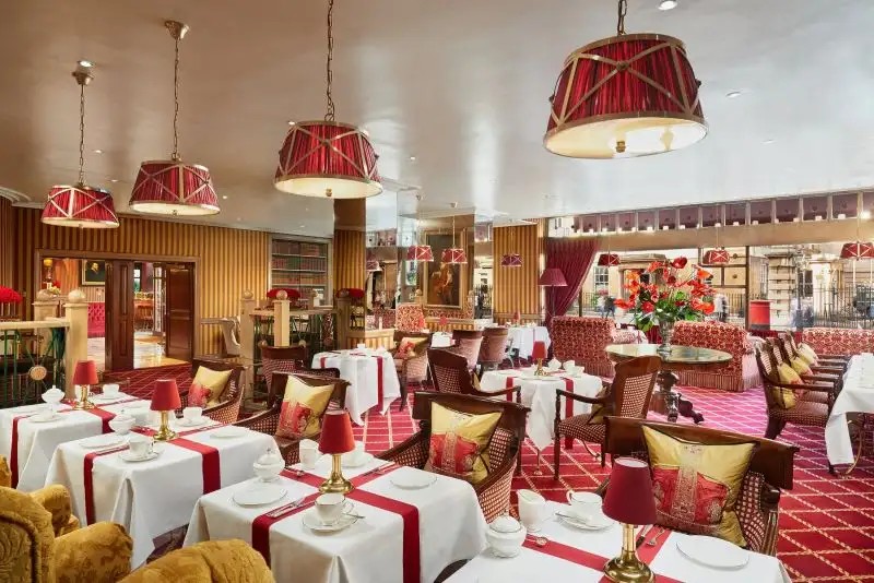 RUBENS AT THE PALACE