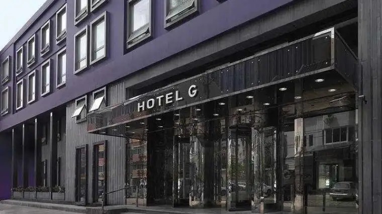 HOTEL G