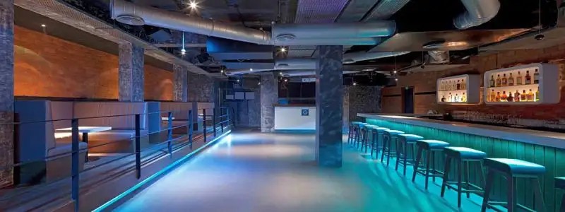 SINQ PARTY HOTEL