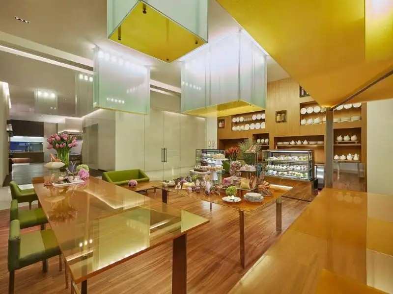 VIVANTA BY TAJ DWARKA