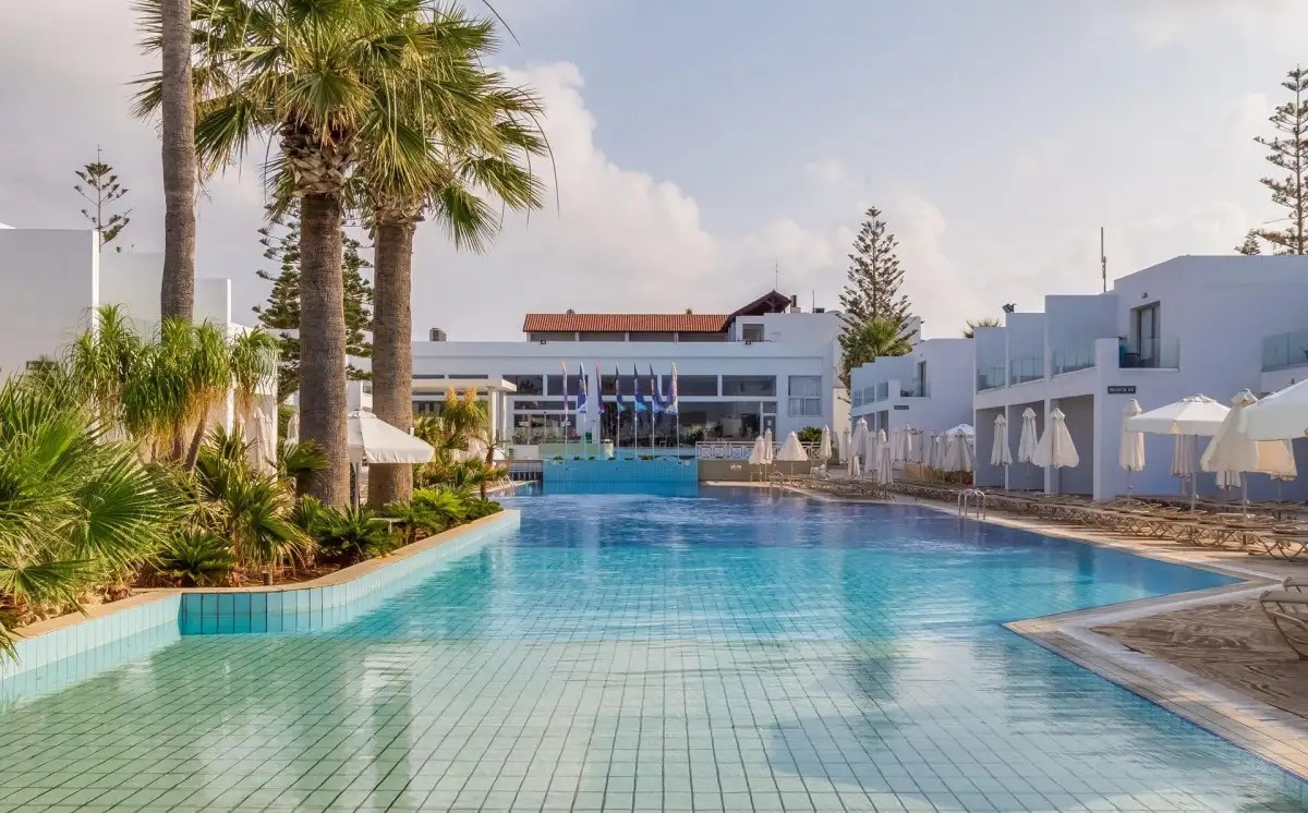 ATLANTICA PANTHEA RESORT (EX. PANTHEA HOLIDAY VILLAGE WATER PARK RESORT)