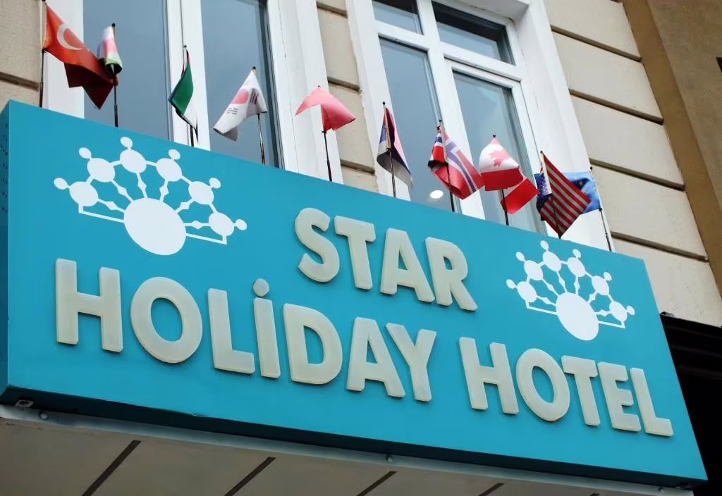 STAR HOLIDAY