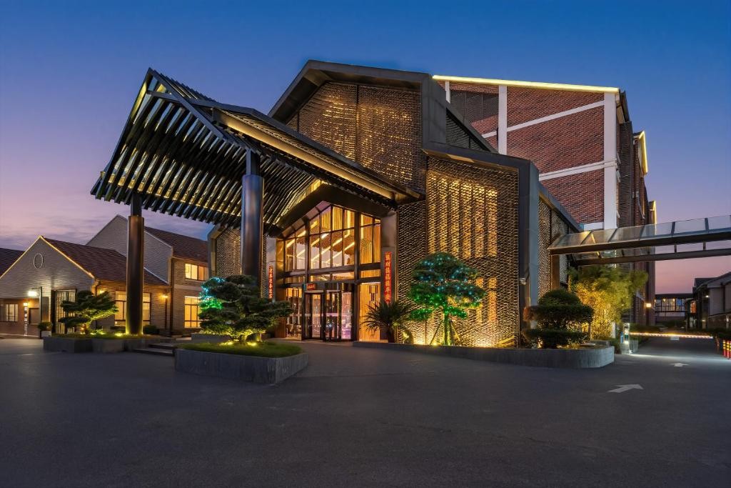 LIN YIN ART HOTEL