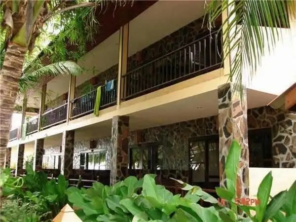 CENTRAL COTTAGE