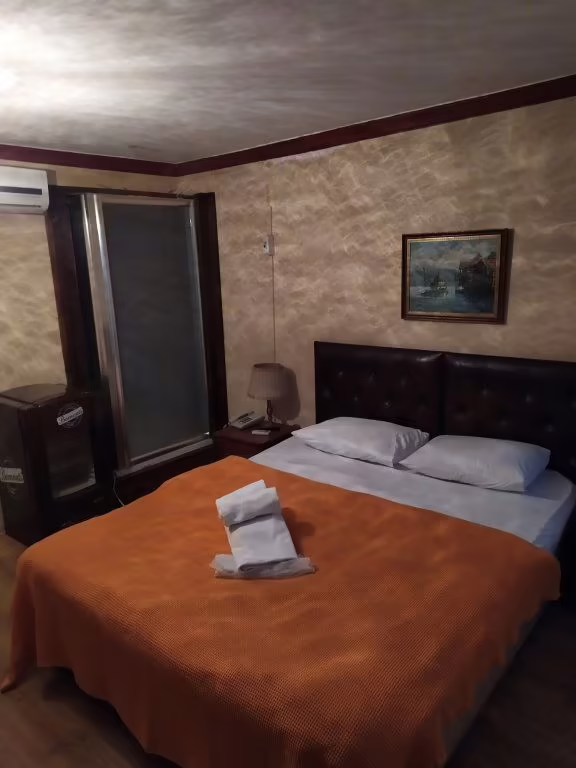 ISTANBUL IRISH HOTEL