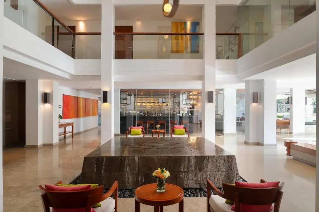 WOODLANDS SUITES SERVICED RESIDENCES