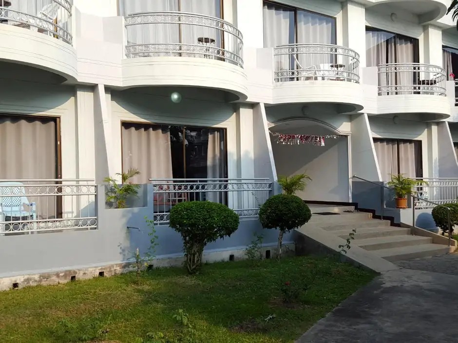 SILVER SAND VILLA