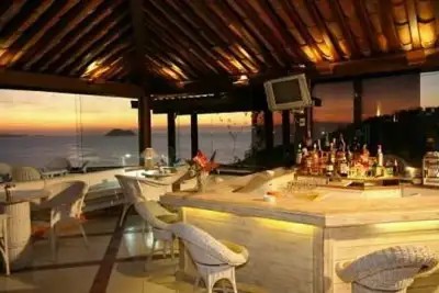 COLONNA GALAPAGOS GARDEN