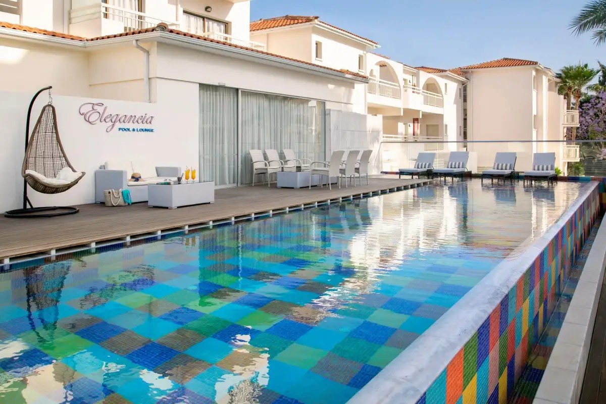 KING JASON PAPHOS DESIGNED FOR ADULTS